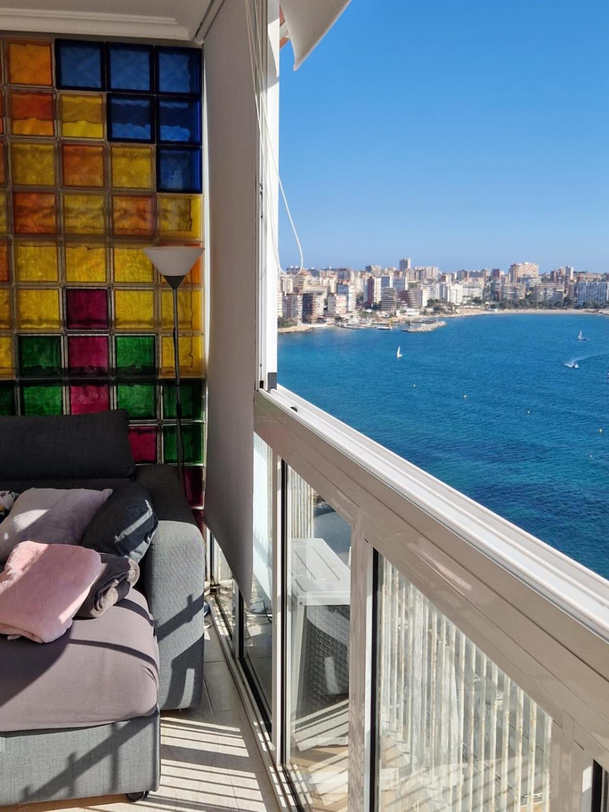 Vistas Al Mar. Gran Salon. Playa A 1 Minuto. Wifi Lägenhet Alicante Exteriör bild